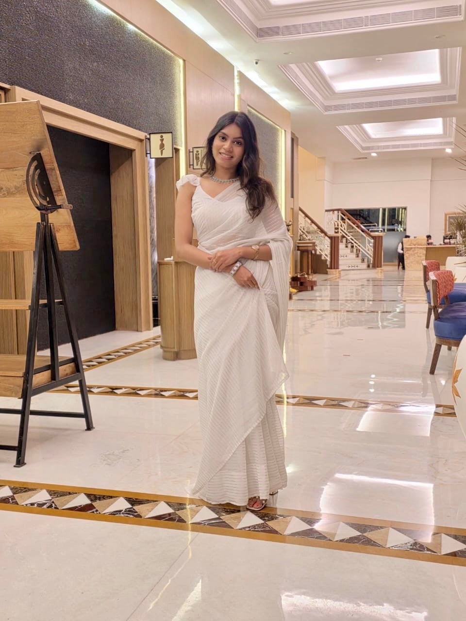 White printed saree 💕