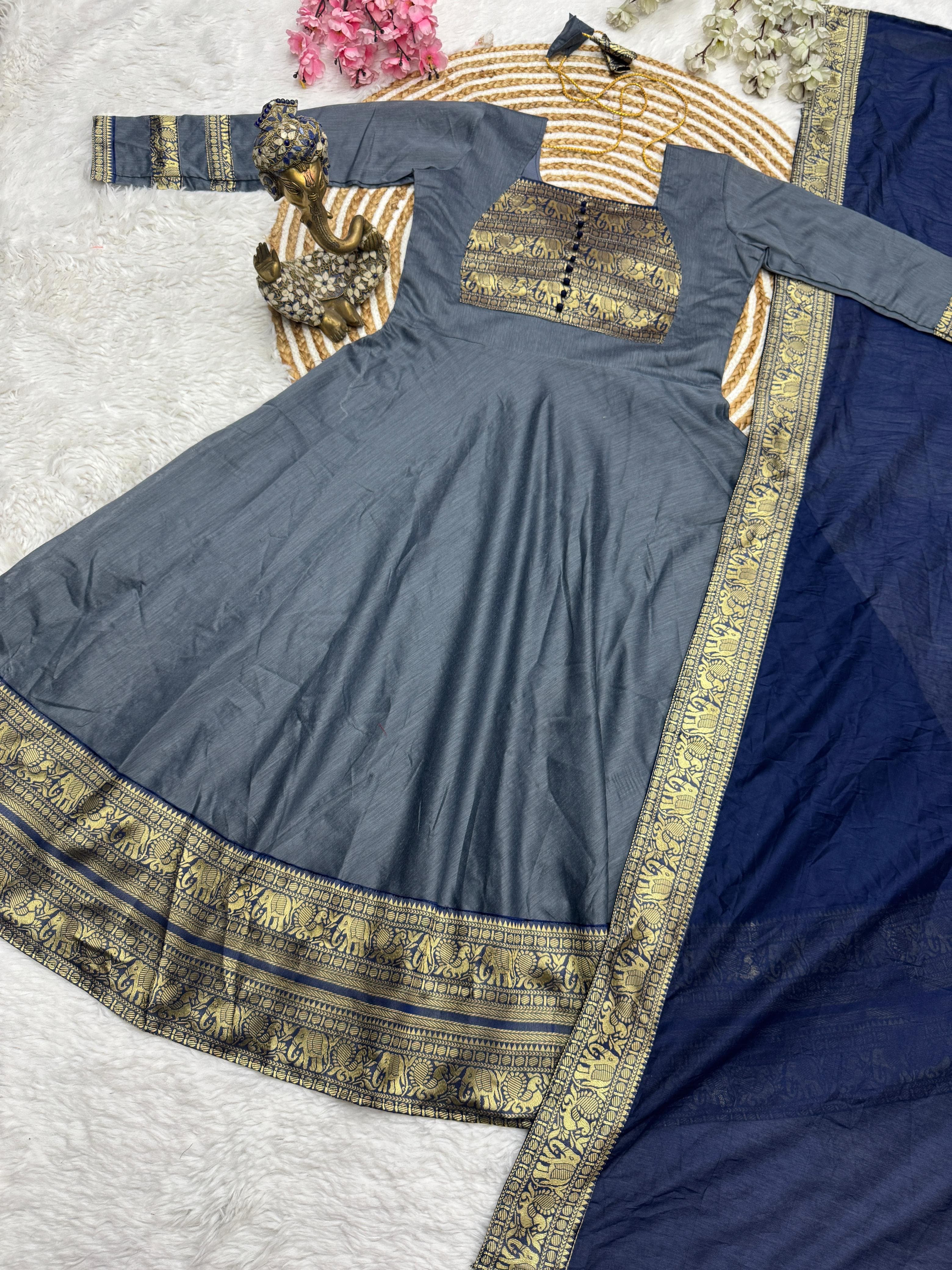 Trendy Chanderi Cotton Kurti Set with Jacquard Zari Border & Dupatta