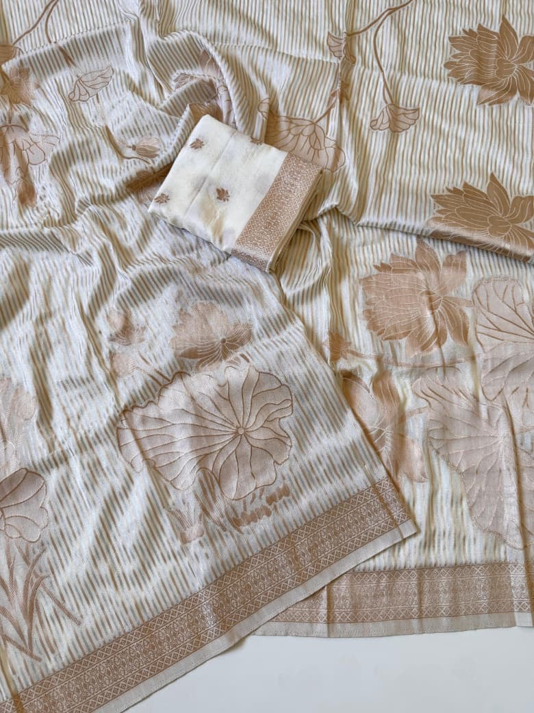 Exclusive Jambo Flower Jari Weaving Saree Collection