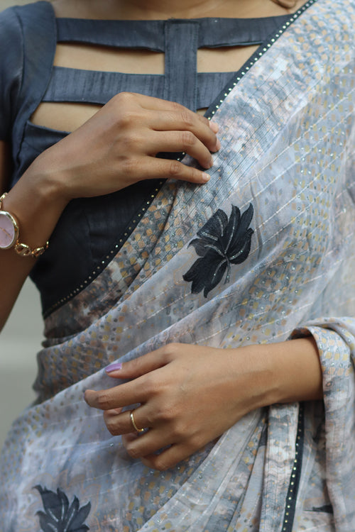 Elegant Grey Georgette Saree