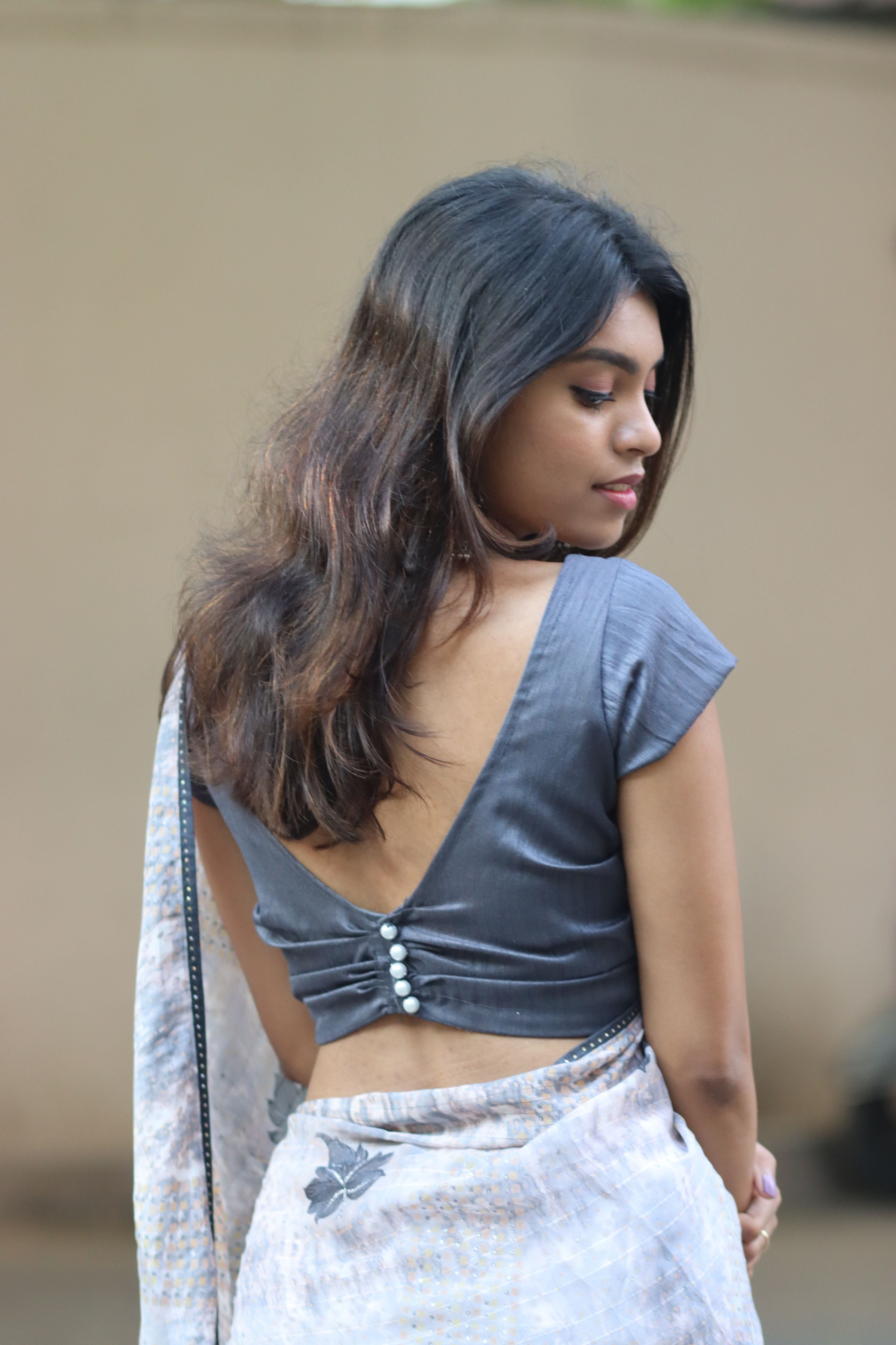 Elegant Grey Georgette Saree